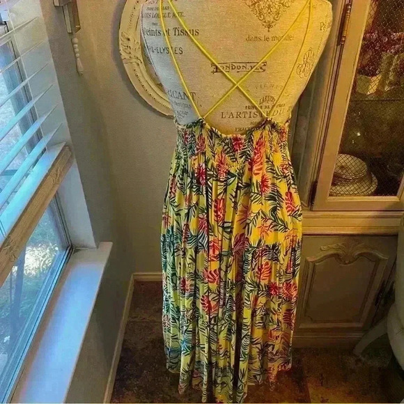 Label of Love Floral Yellow Maxi Dress size XL - Picture 4 of 4
